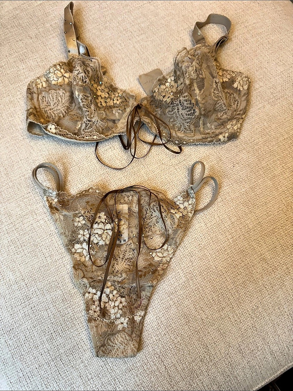 Verde Veronica Floral Lace Bra & Panty Set 34D